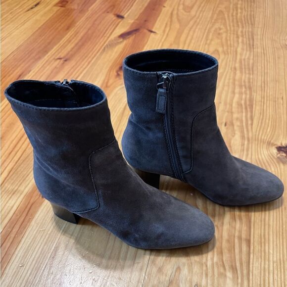 Aquatalia Fortuna Suede Leather Heeled Ankle Boot Gray Women's SIZE 7 - Picture 6 of 10